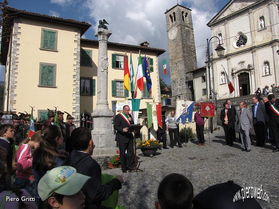 11 Prende la parola il Sindaco di Taleggio.jpg